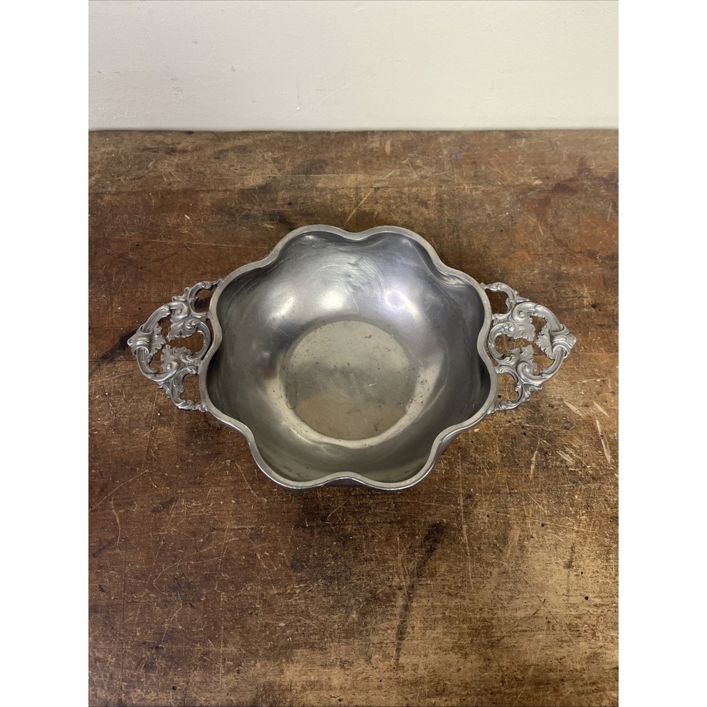 Vintage Peltro Pewter Scalloped Edge Bowl With Ornate Handles - Marked